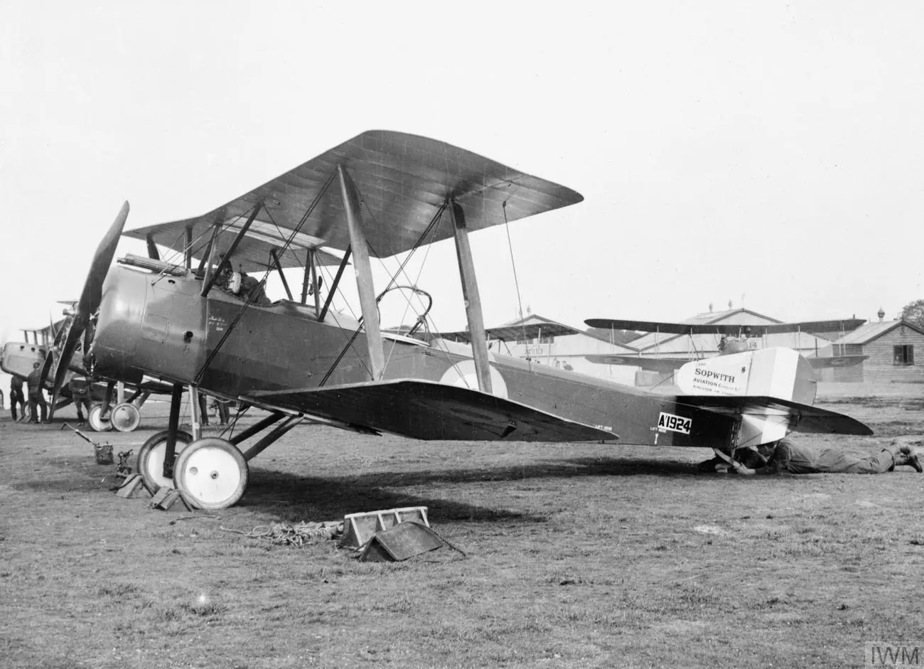1½ Strutter bombardıman uçağı