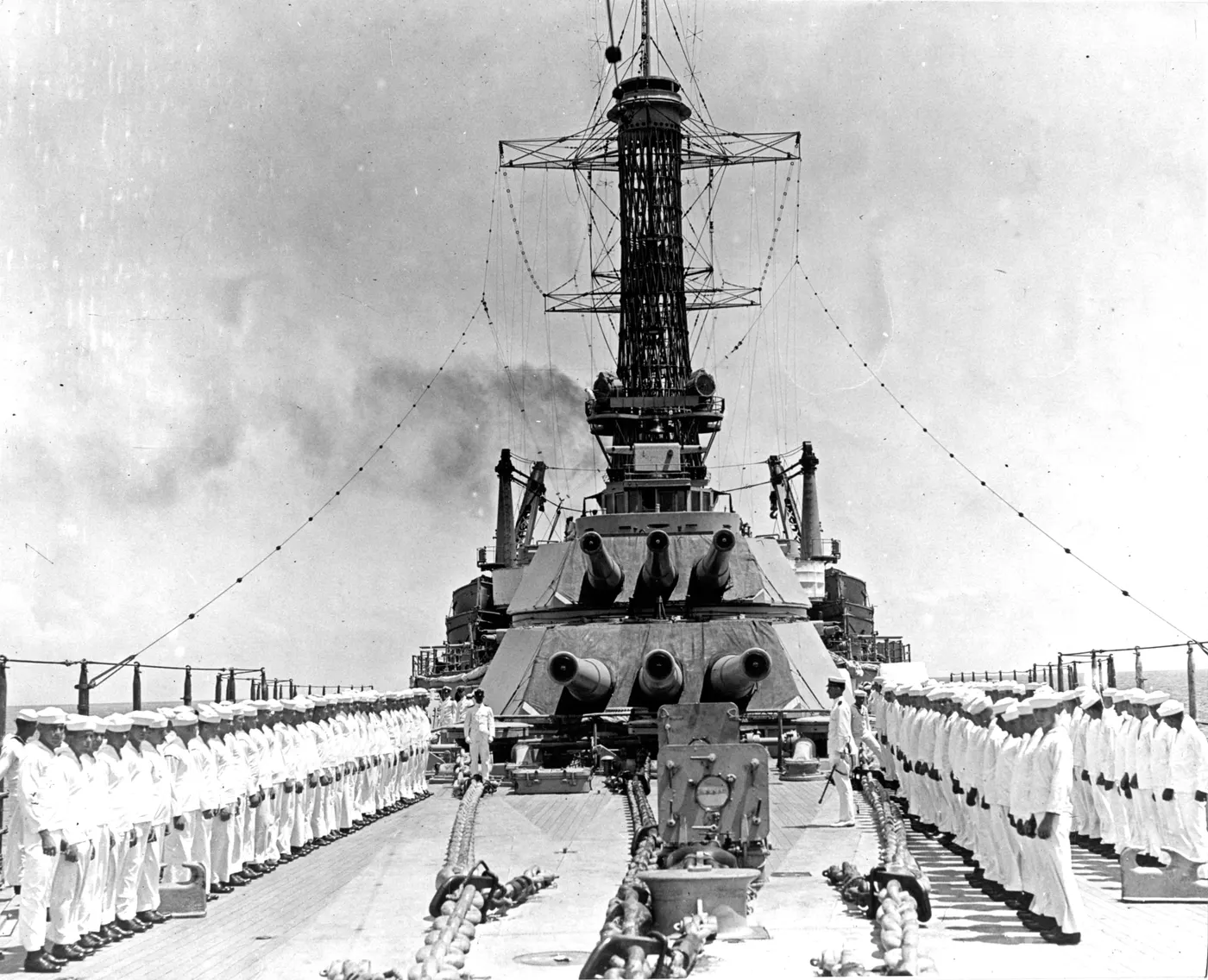 14"/50 caliber gun