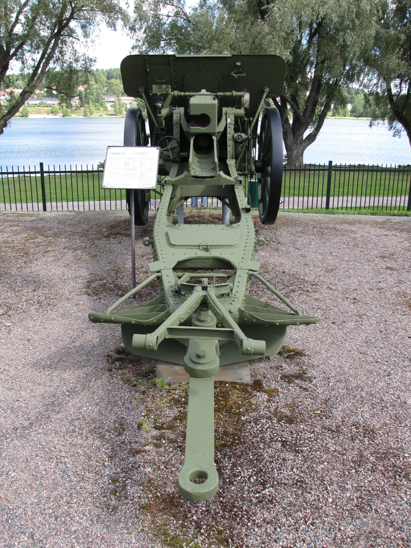 17 cm Kanone (E)
