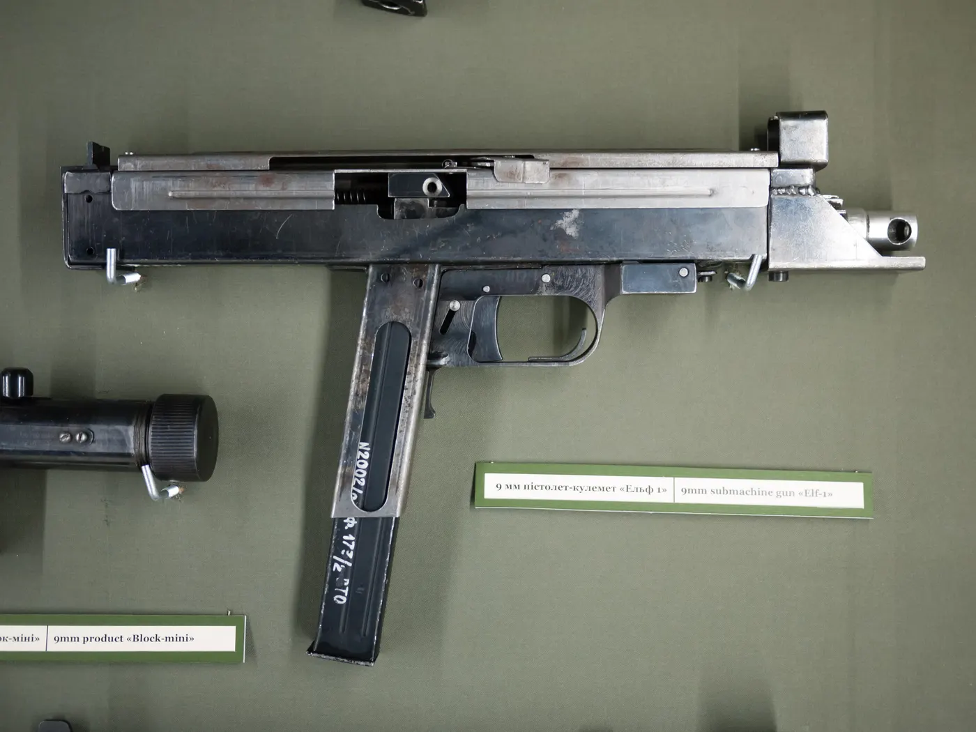 Pistolet maszynowy KB-S Elf makineli tabancası