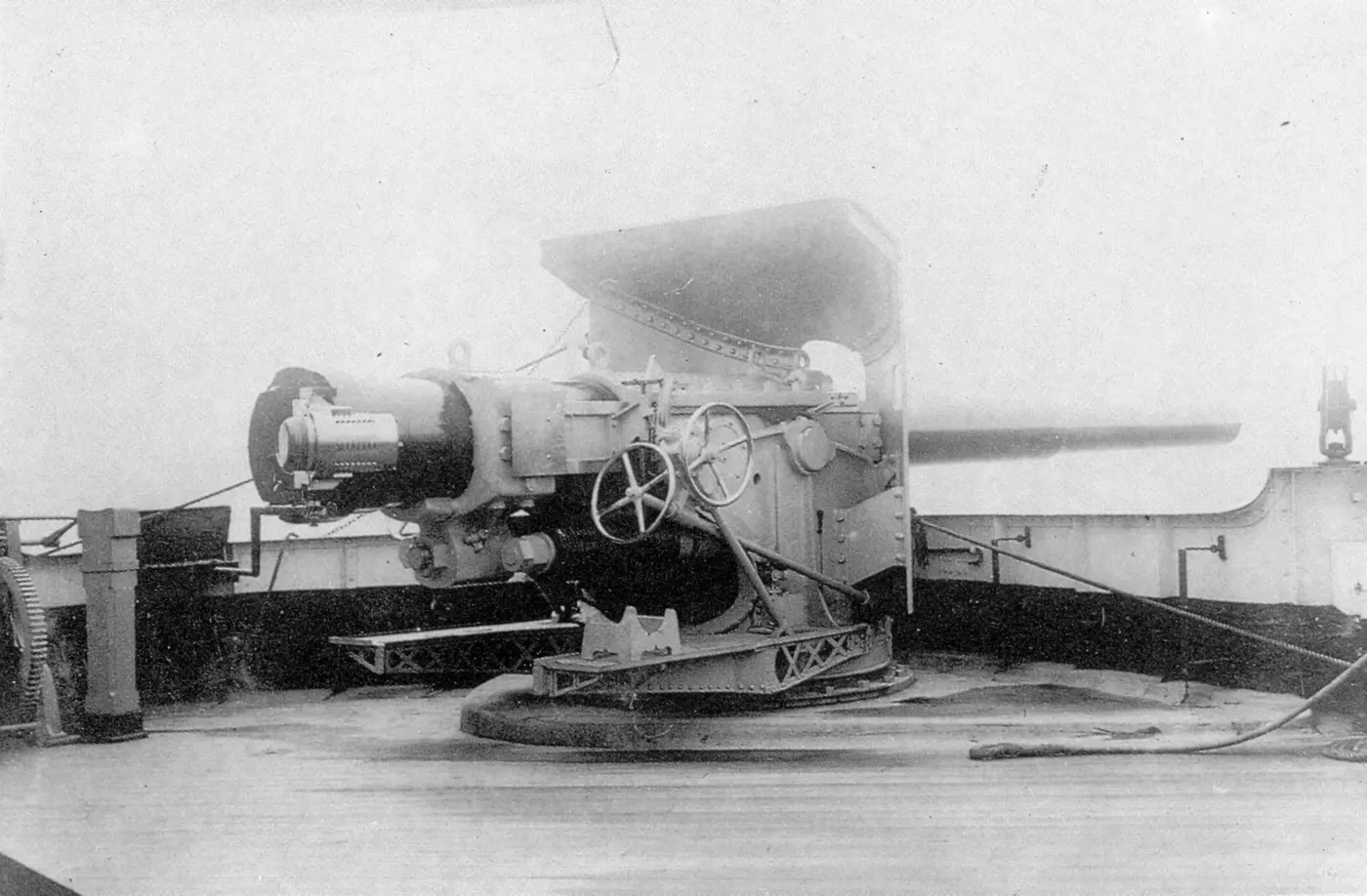 203 mm/45 Pattern 1892 topçusu