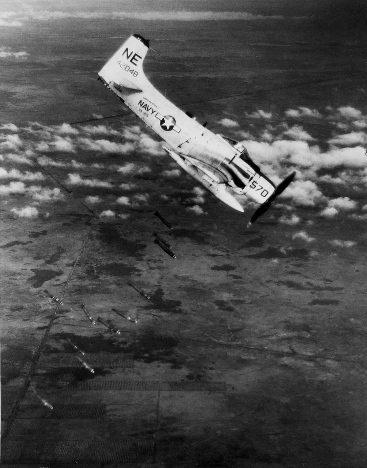 25 kg bomb