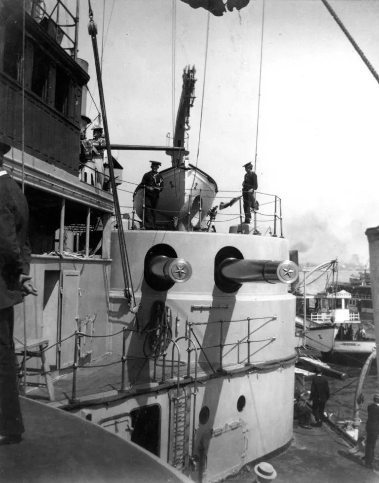 8 inç/35 kalibresi Mark IV topçusu