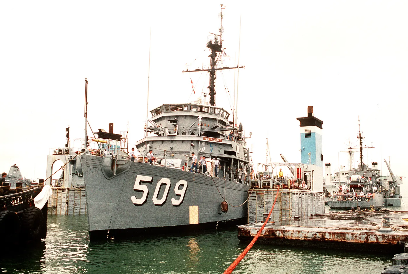 Acme-class minesweeper