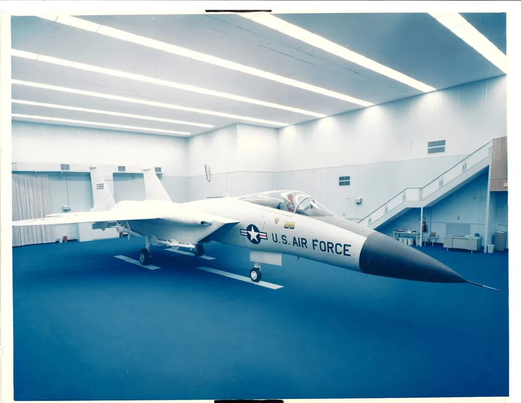 AIM-82