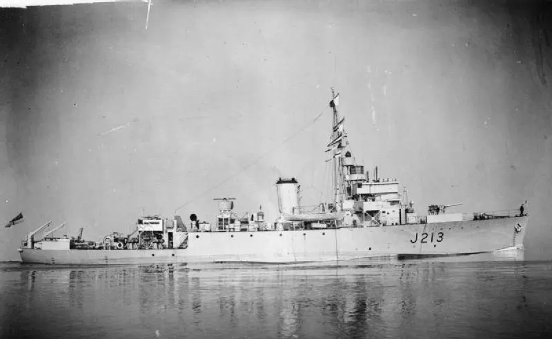 Algerine-class minesweeper