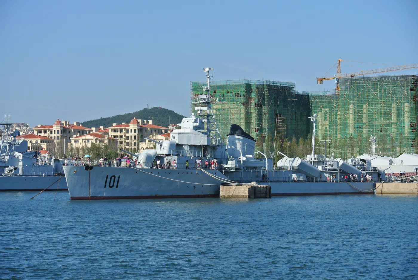 Anshan-class destroyer