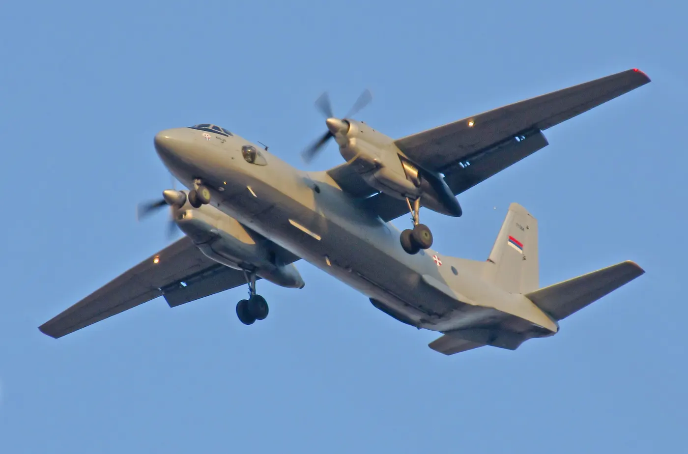 Antonov An-26