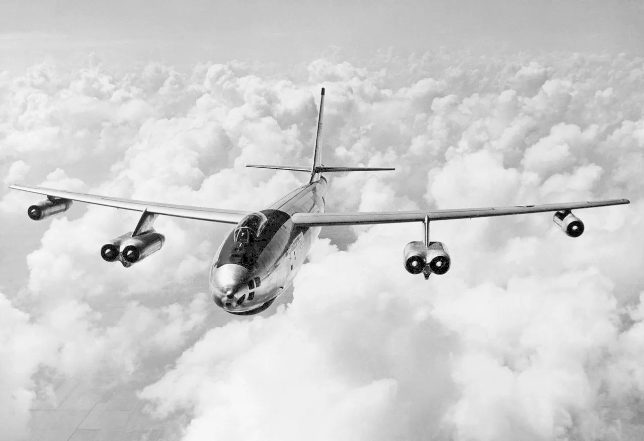 B-47 Stratojet jet bombardıman uçağı
