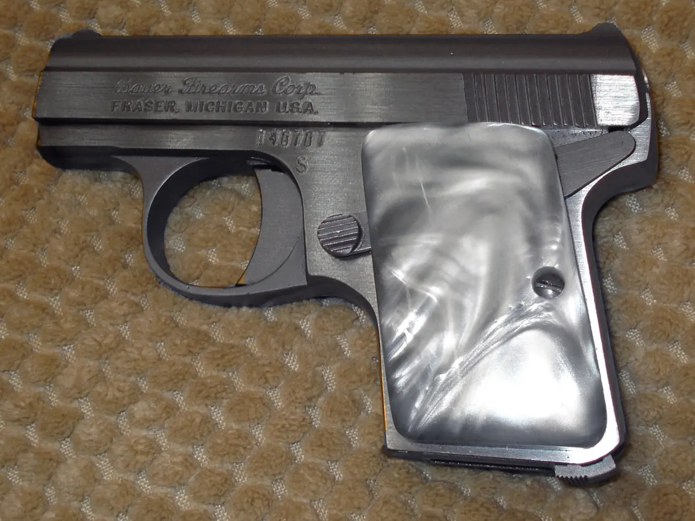 Bauer Automatic tabancası