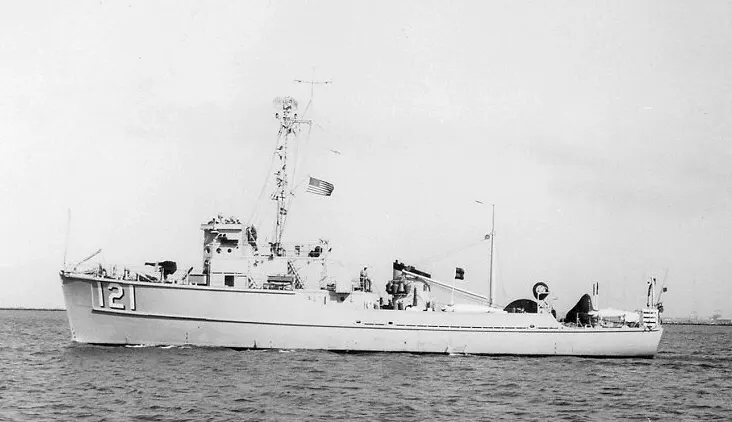 Bluebird-class minesweeper