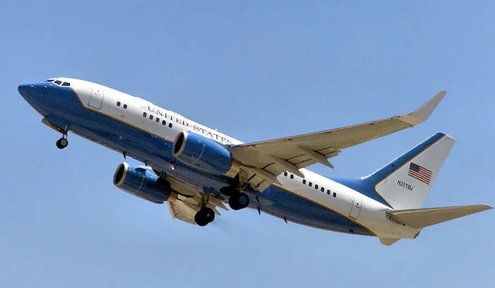 C-40 Clipper kargo