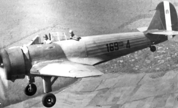 Caproni A.P.1 İtalyan avcısı