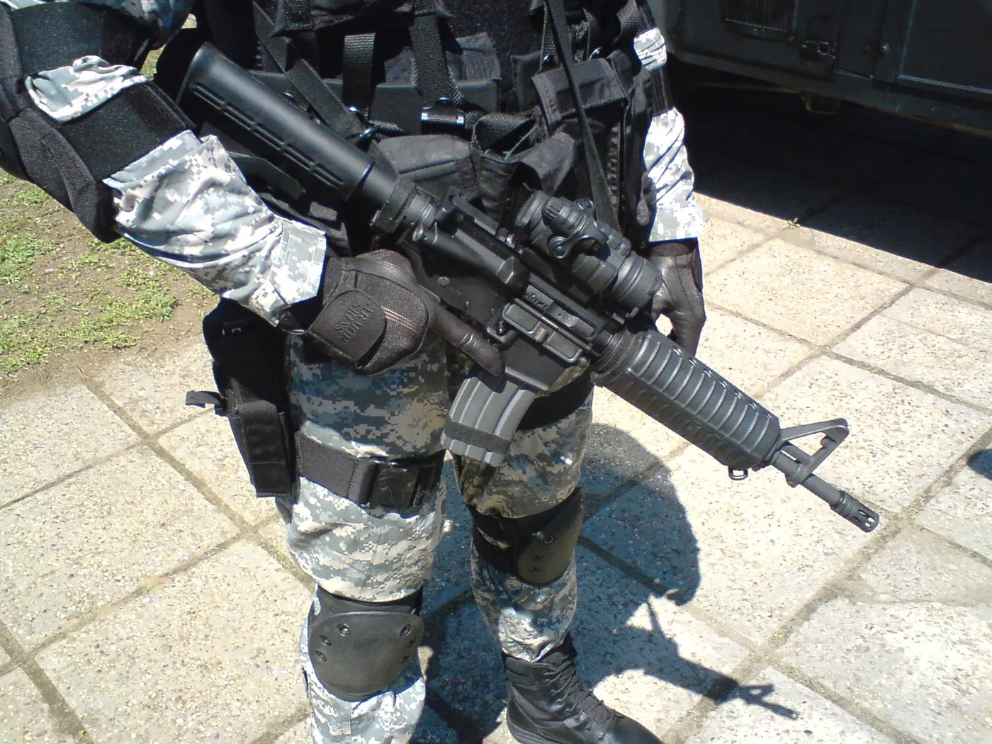 Colt 933
