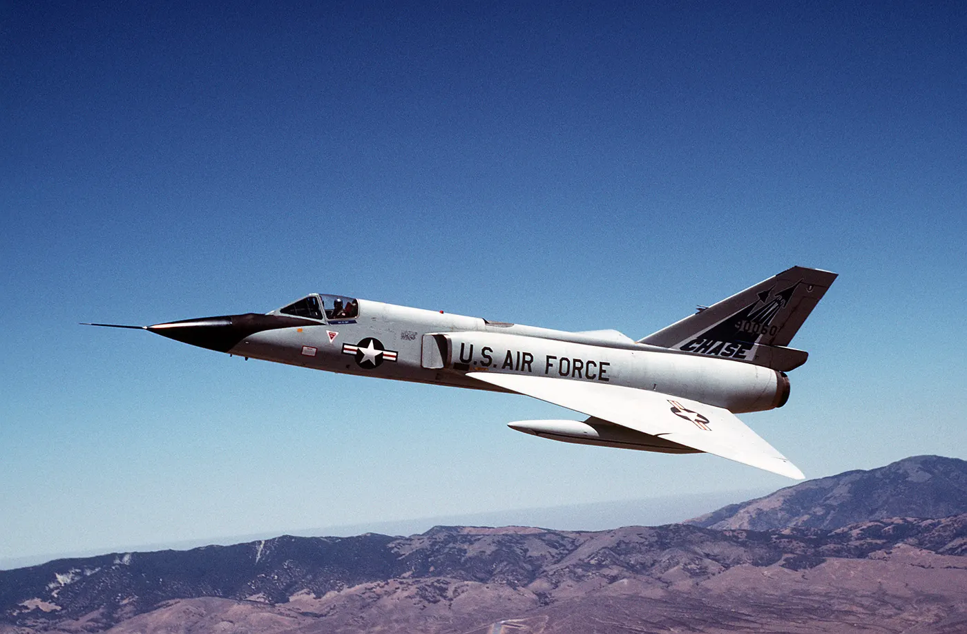 F-106 Delta Dart deltavane intercept avcısı