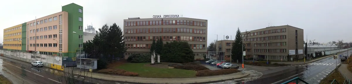 Çek silah fabrikası binası