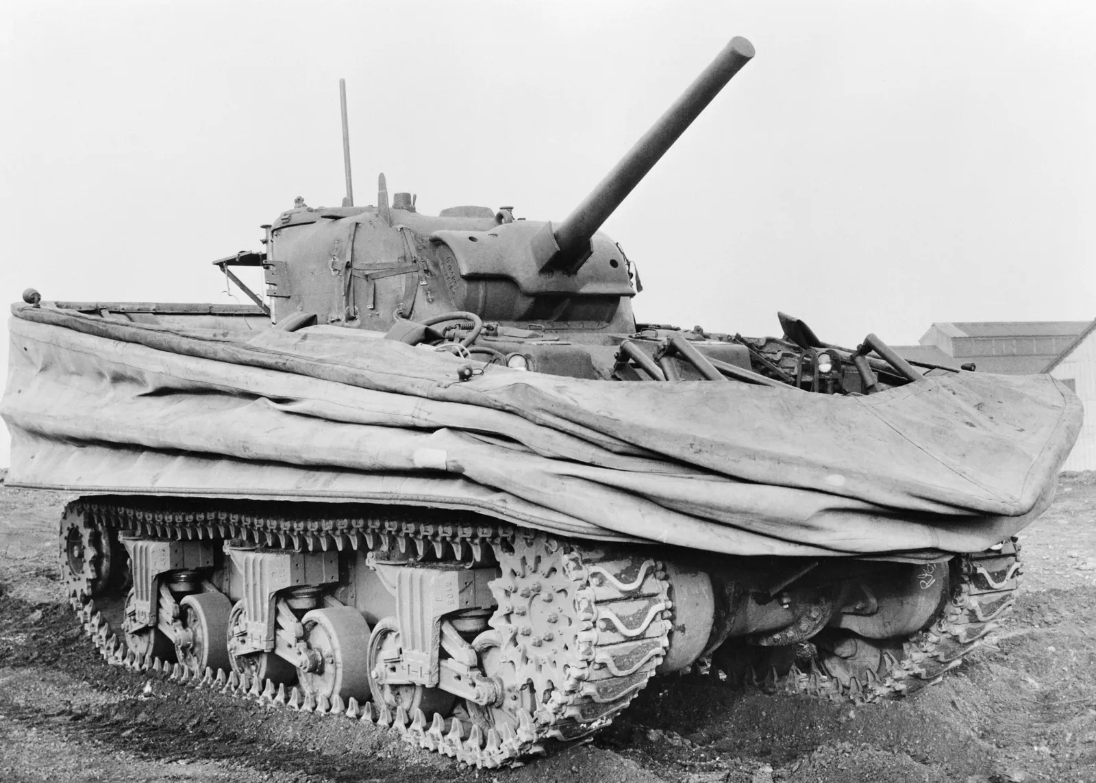 DD tank