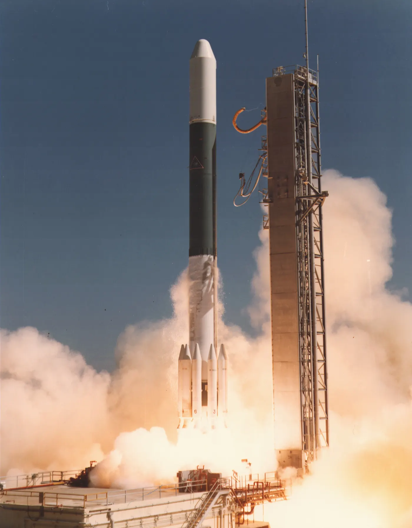 Delta 2000