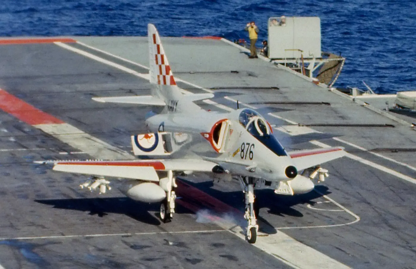 A-4G Skyhawk hafif bombardıman uçağı