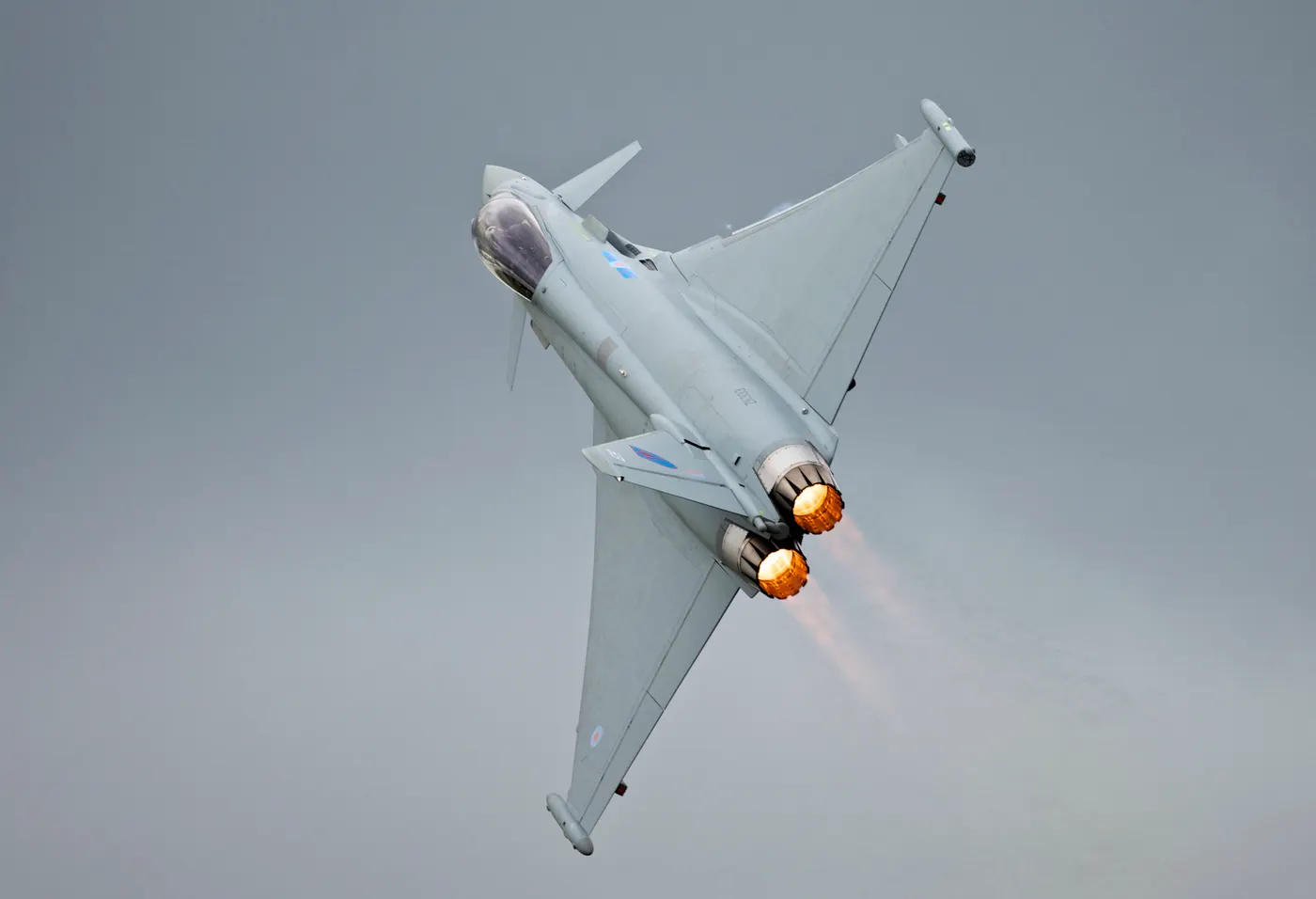 Eurofighter Typhoon çok uluslu savaş uçağı
