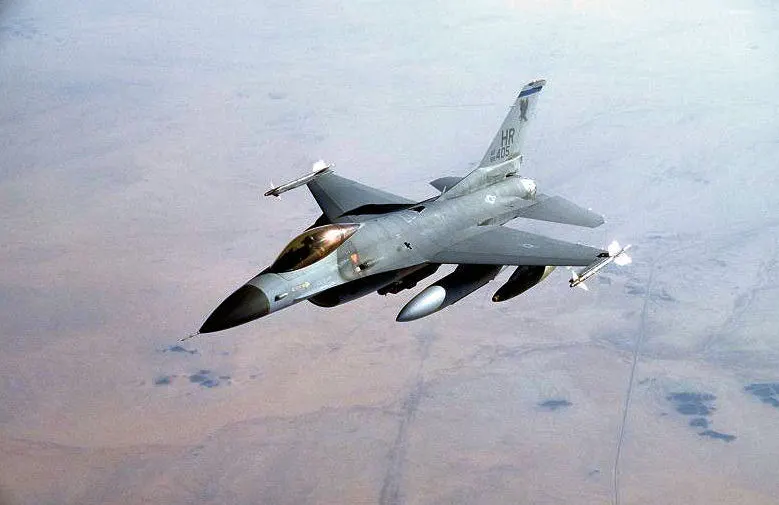F-16 Block 25 Fighting Falcon