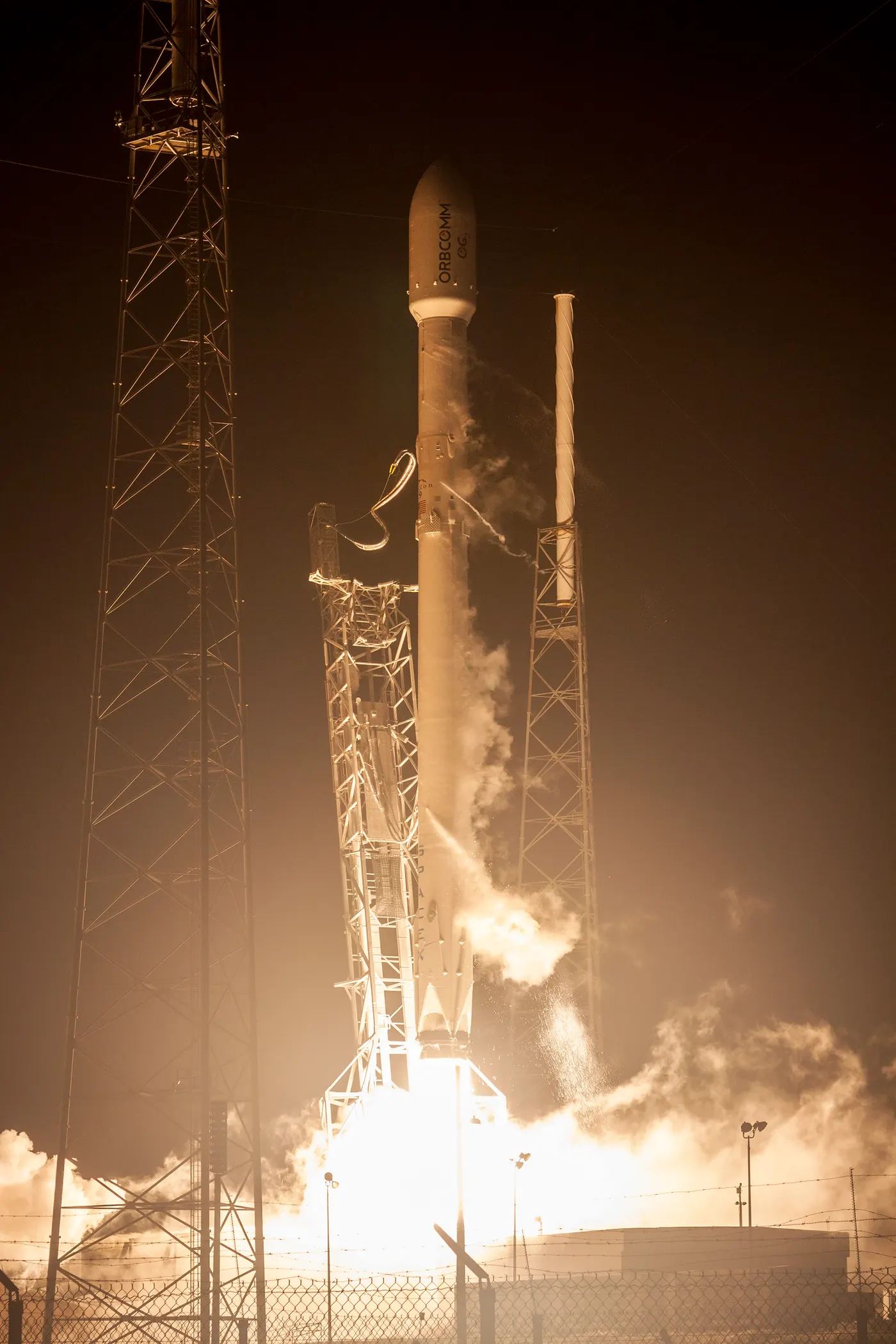 Falcon 9 Full Thrust