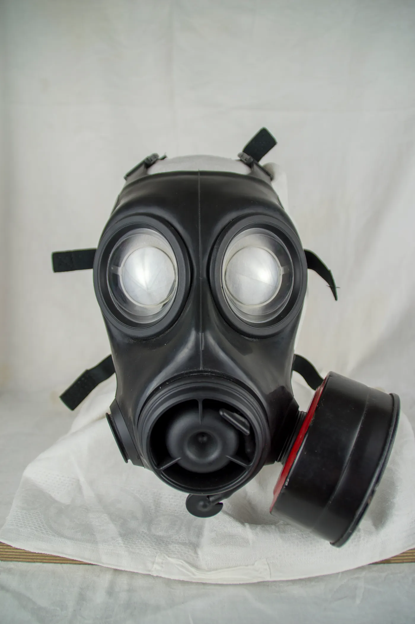 FM12 NBC Respirator
