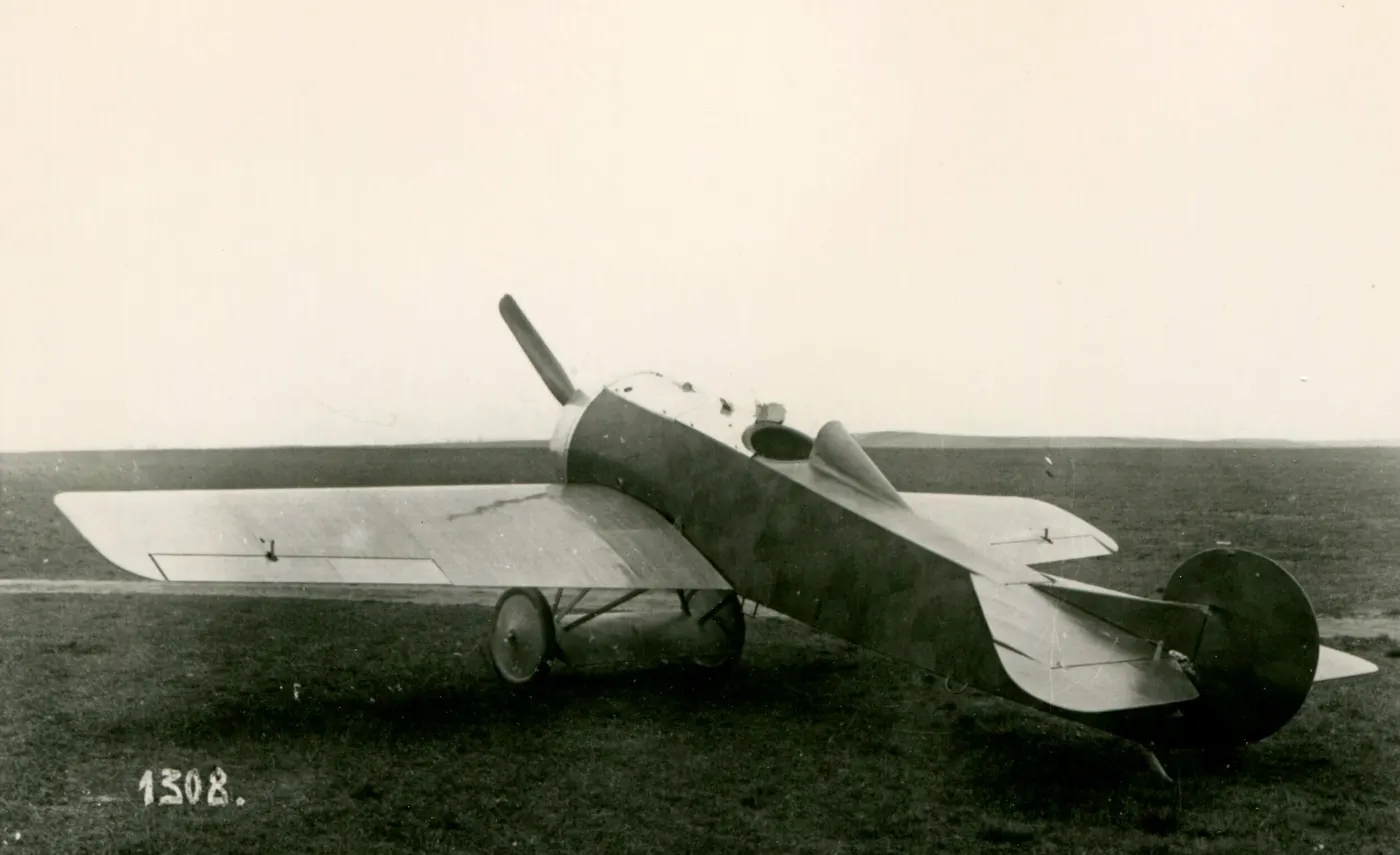 Fokker V.25