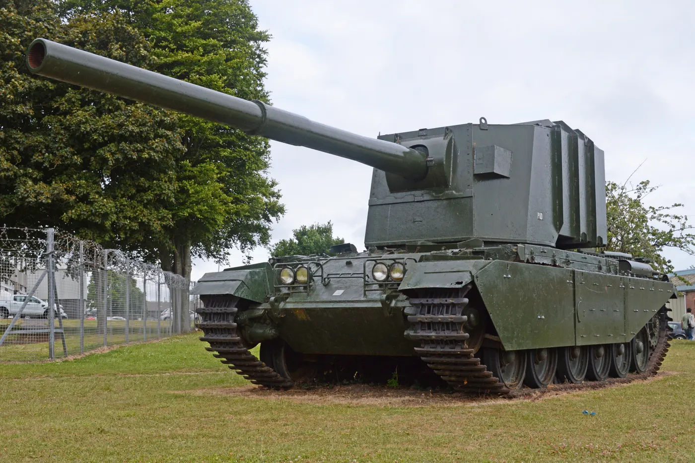 FV4005
