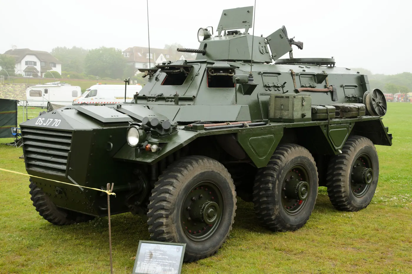 FV603 Saracen