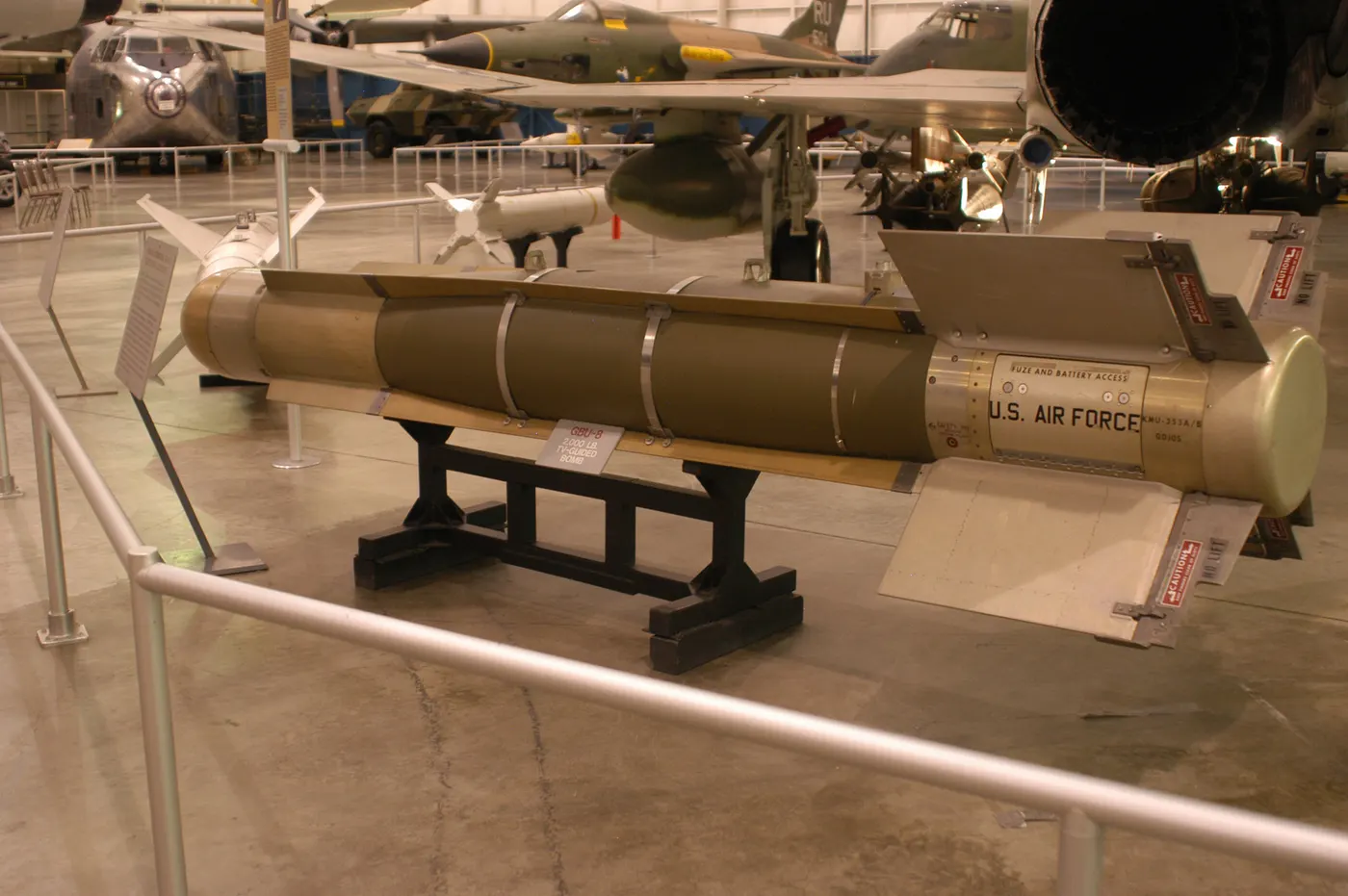 GBU-8