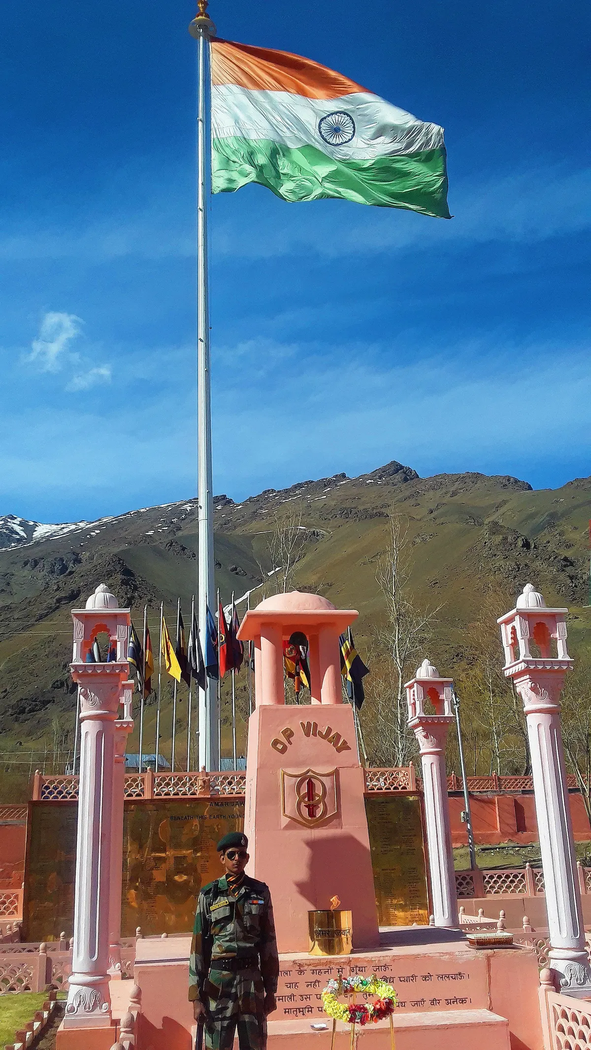 Indian Army soldiers mountain positions Kargil