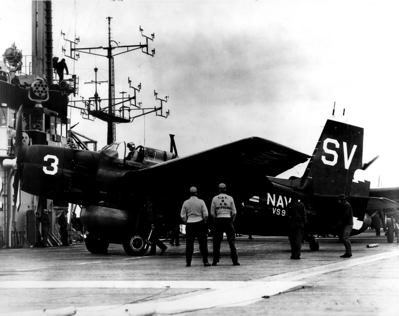 AF-2W Guardian denizci arama uçağı