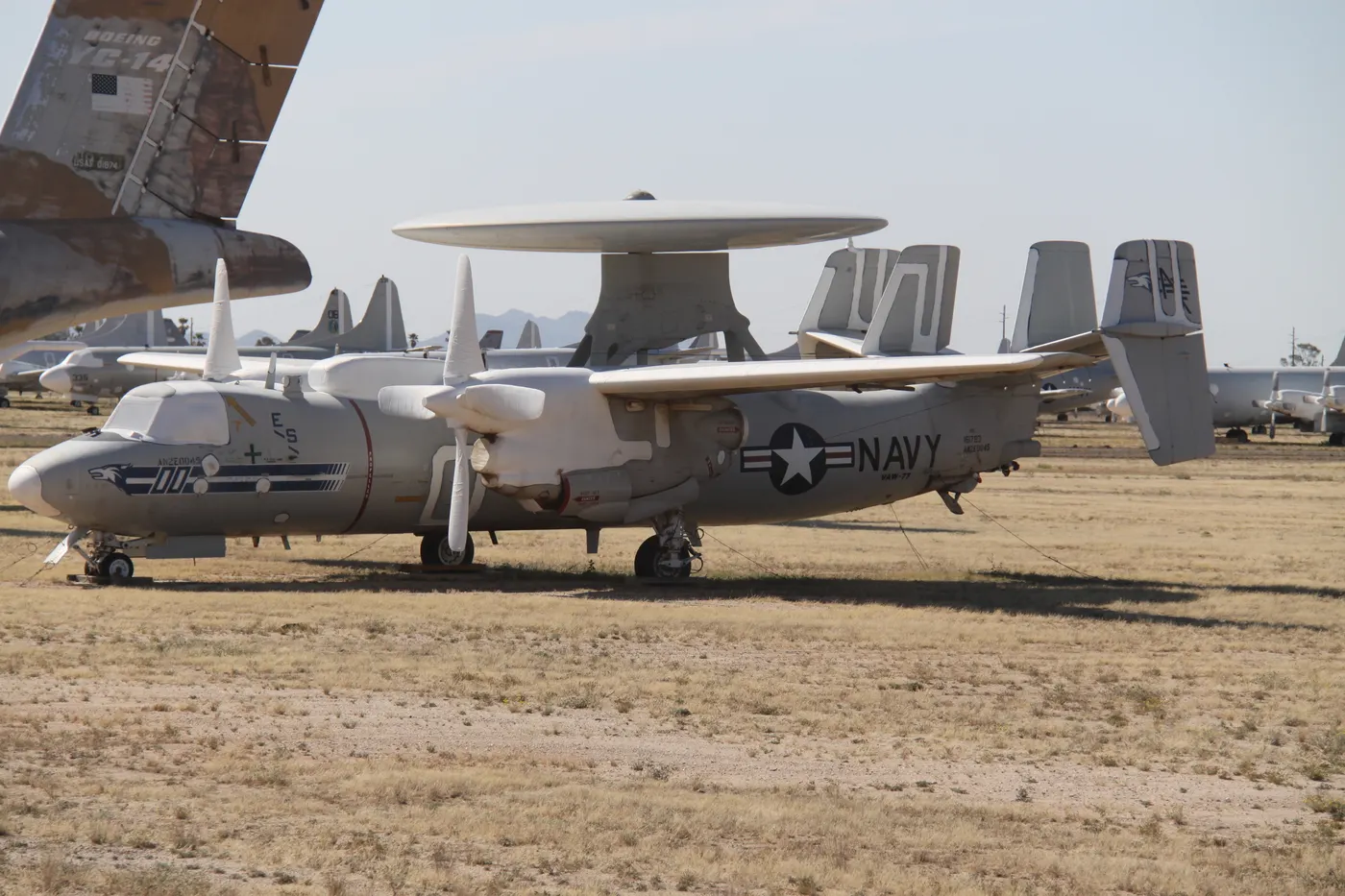 TE-2C Hawkeye eğitim radarı uçağı