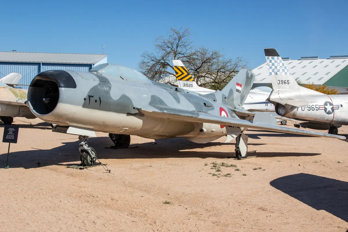 Pakistan Hava Kuvvetleri'ne ait Shenyang F-6 avcı jeti