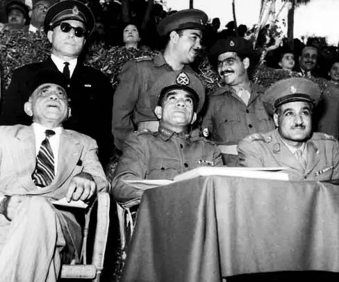 Gamal Abdel Nasser in military uniform