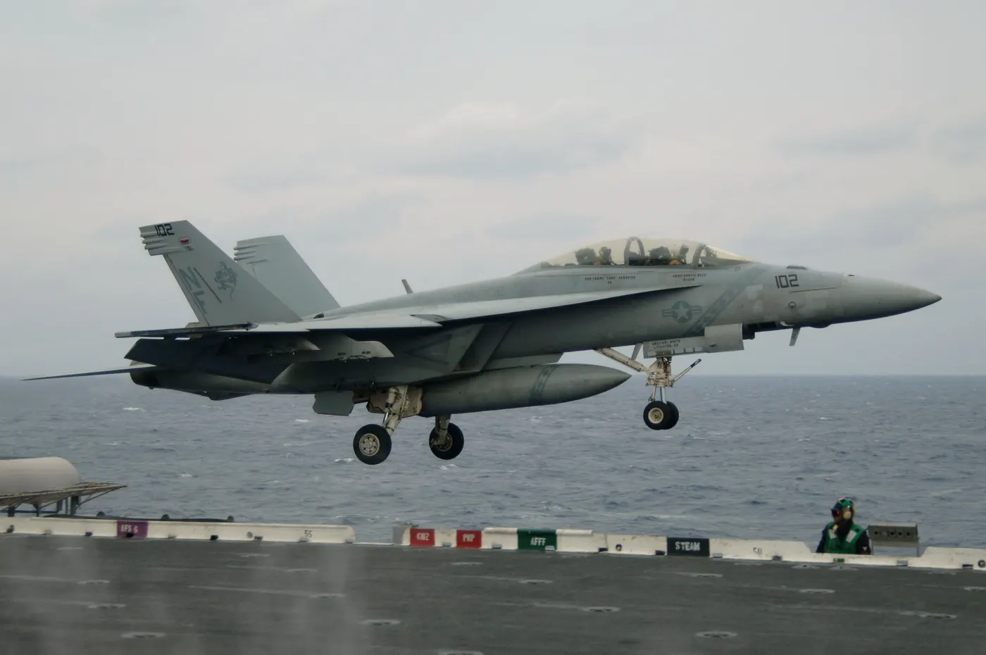 Hawk 102
