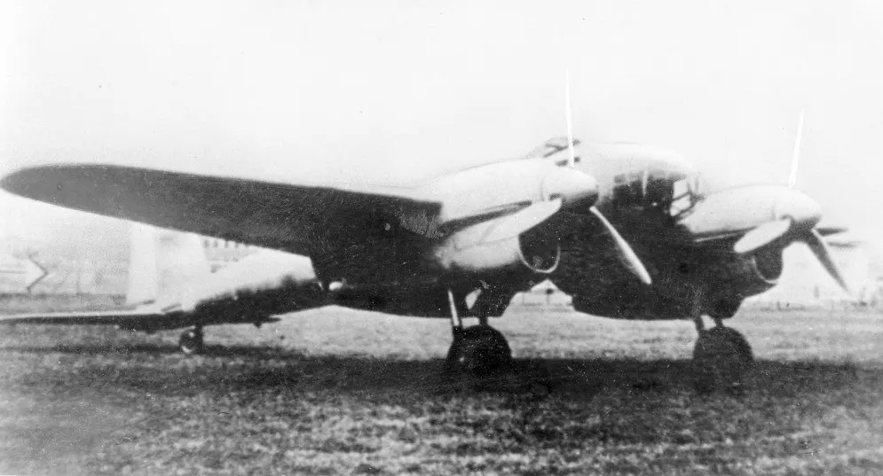 Hs 127 bombardıman uçağı