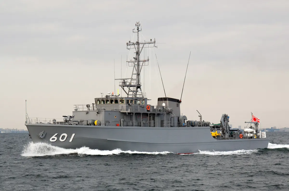 Hirashima-class minesweeper