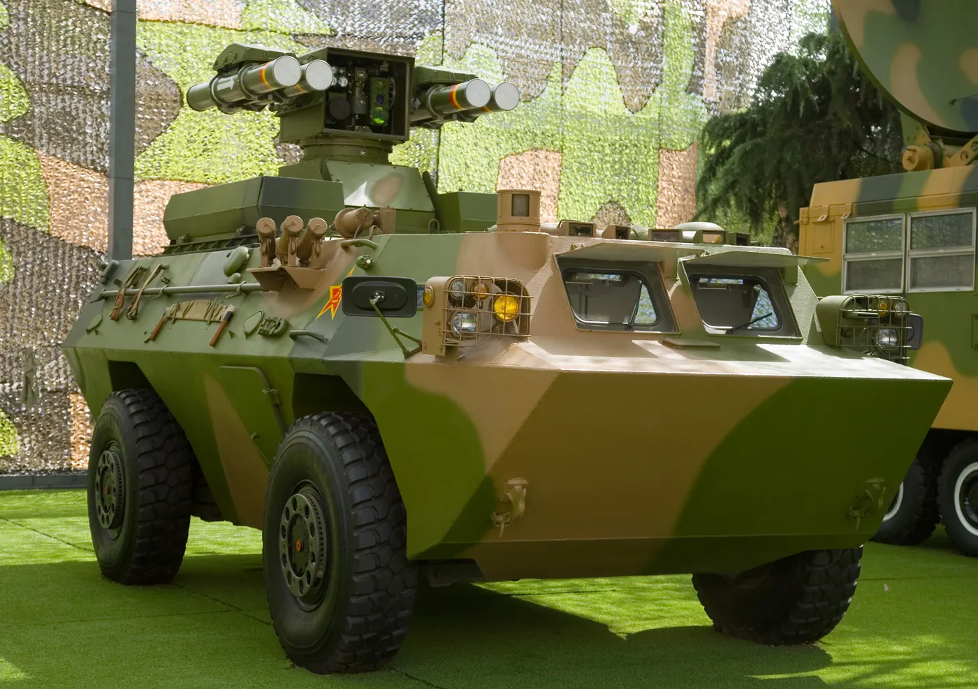 HJ-9