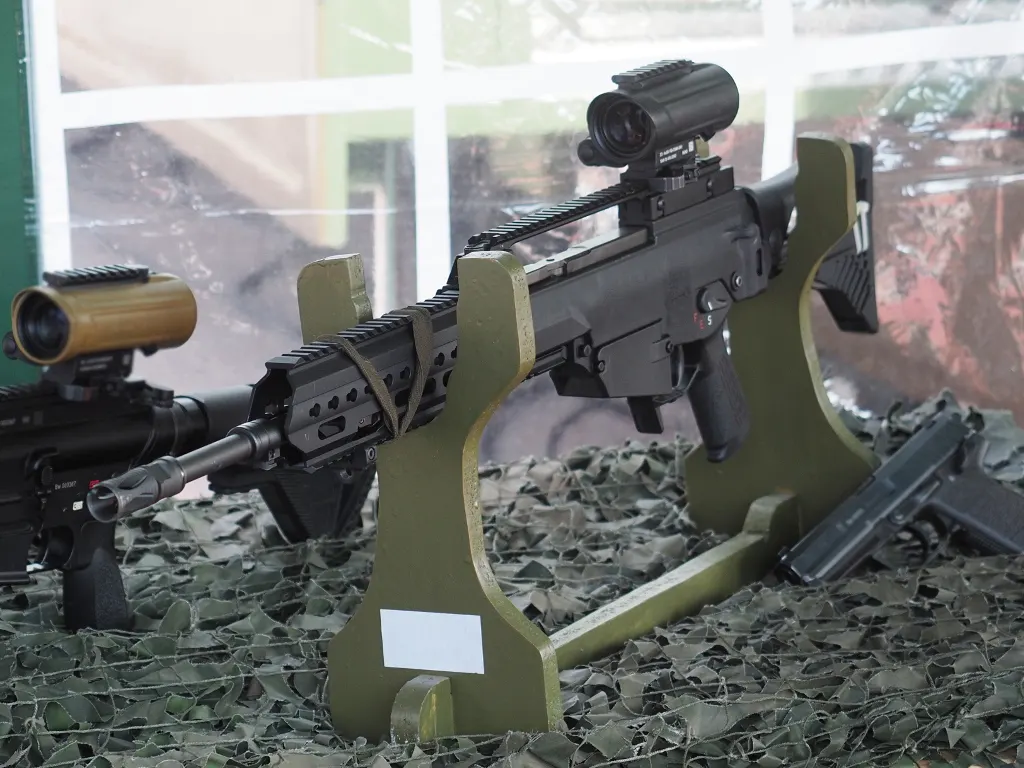 HK LMG36