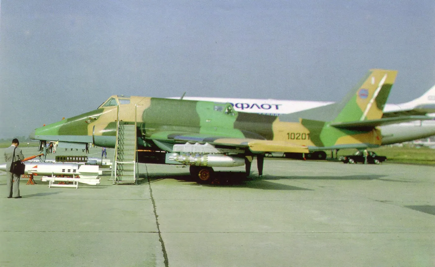 Ilyushin Il-102