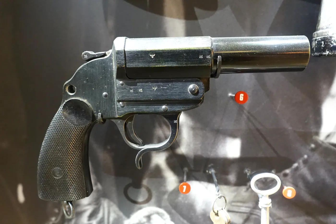 Kampfpistole
