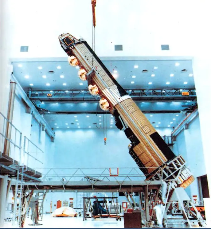 KH-9 HEXAGON