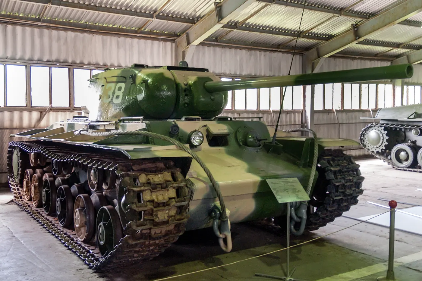 KV-8