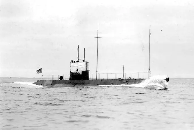 L-class submarine