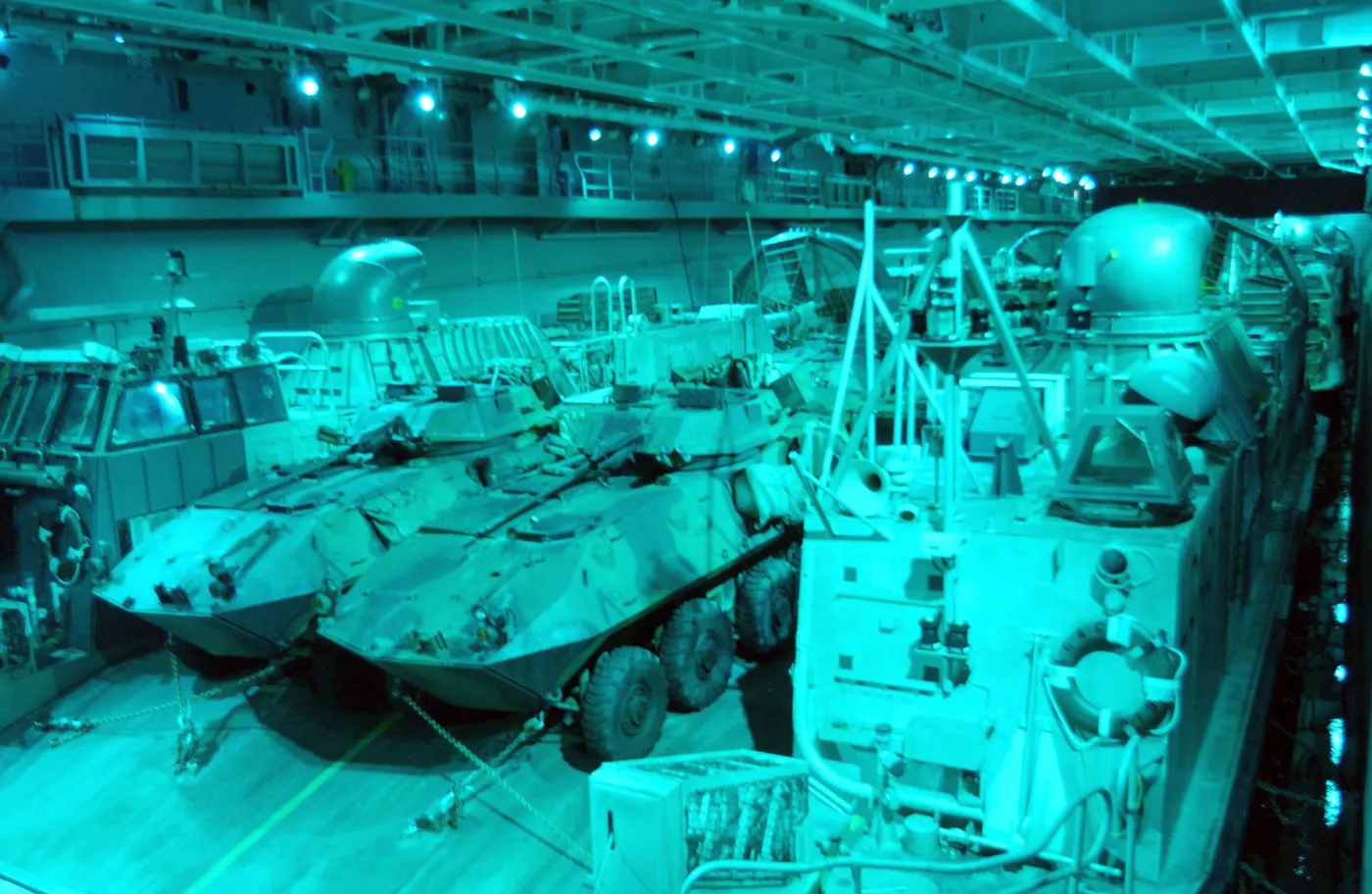 Landing Craft Air Cushion (Light)