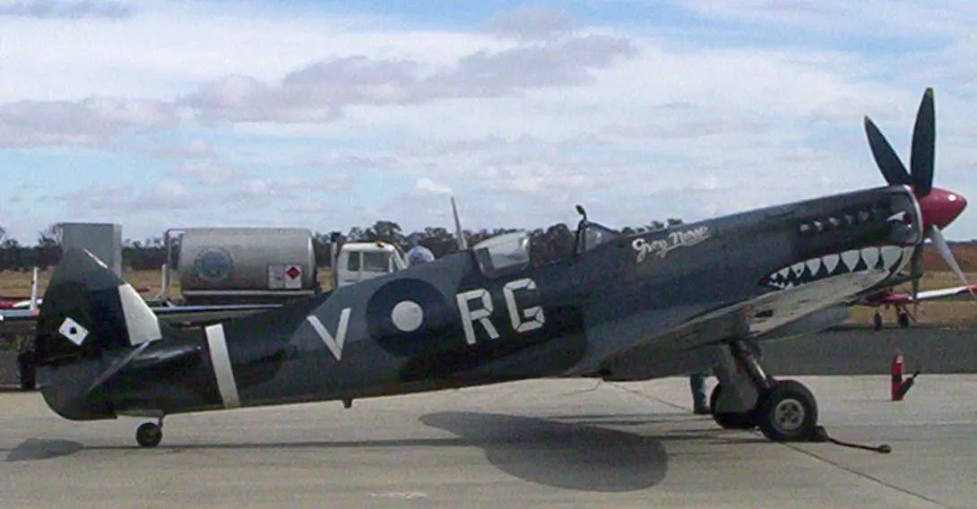 Merlin motorlu Spitfire avcı uçak