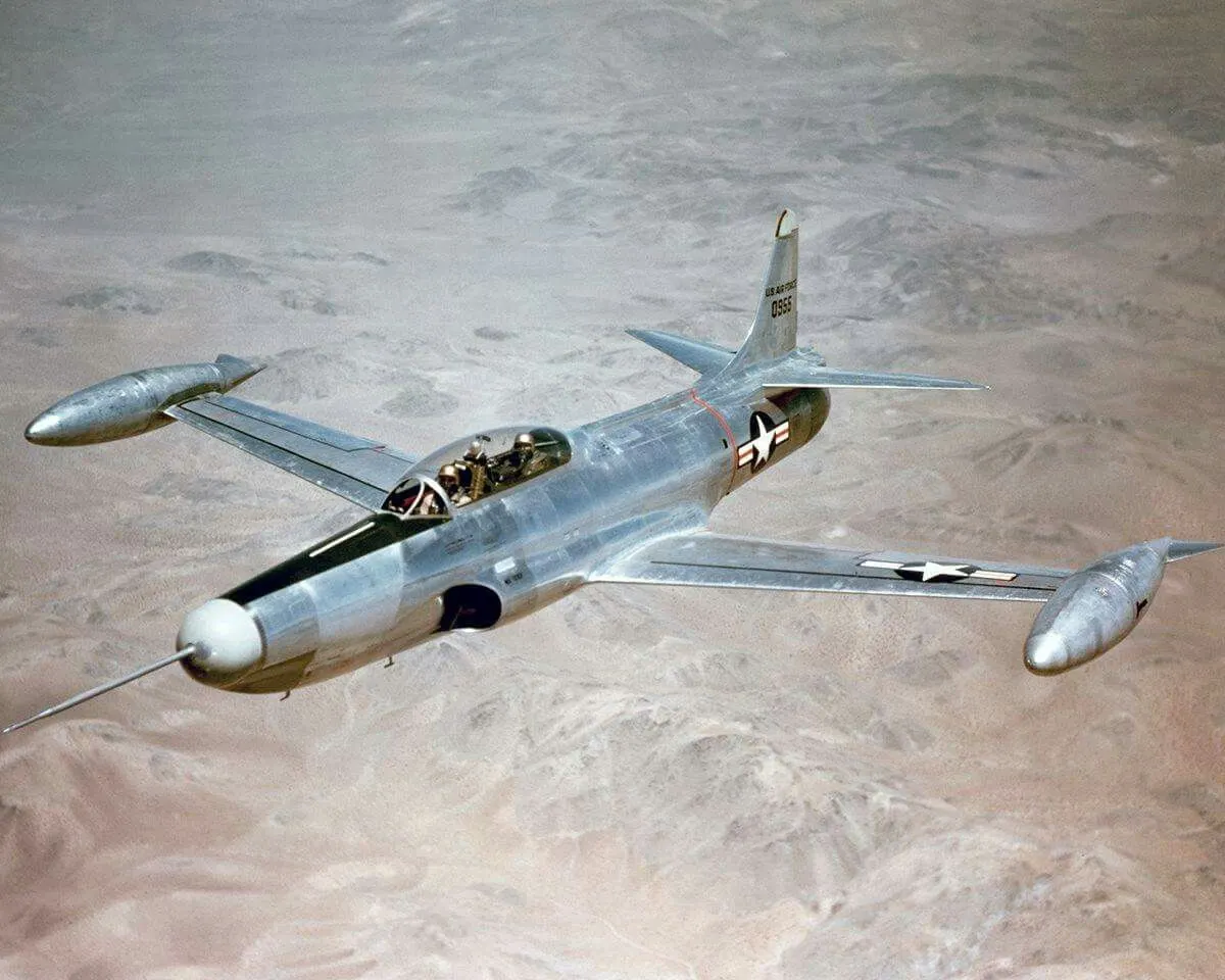 F-94 Starfire gece avcı uçağı