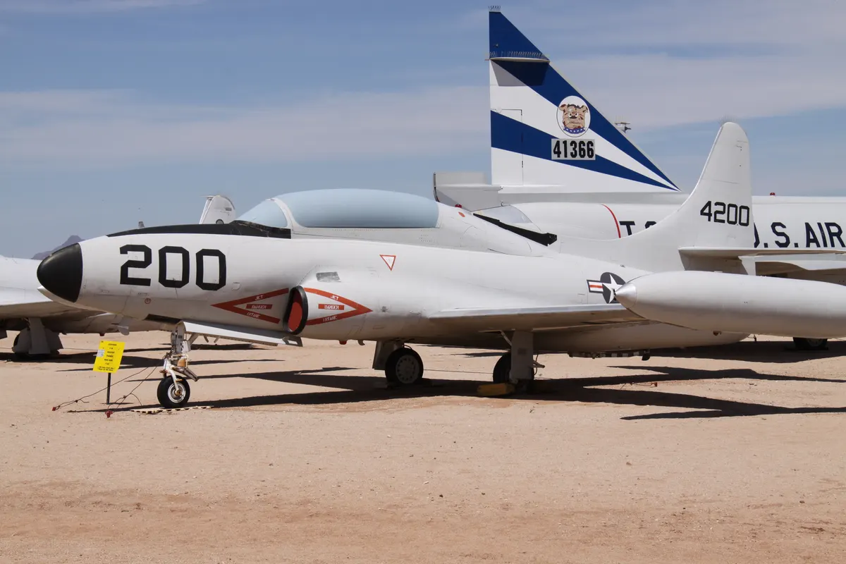 Bir müzede korunan Lockheed T-1A SeaStar